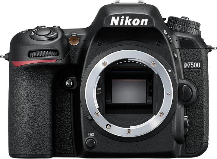 Nikon D7500 Kit m/ AF-S DX 18-140mm VR 