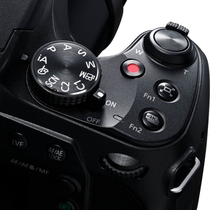 Panasonic Lumix DC-FZ82D inkl. Ekstra Batteri & 64GB SD-Kort